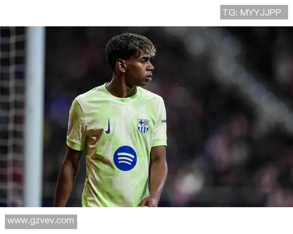 央视女神热评亚马尔：17岁助巴萨夺冠肚子挨拳展现勇气与实力